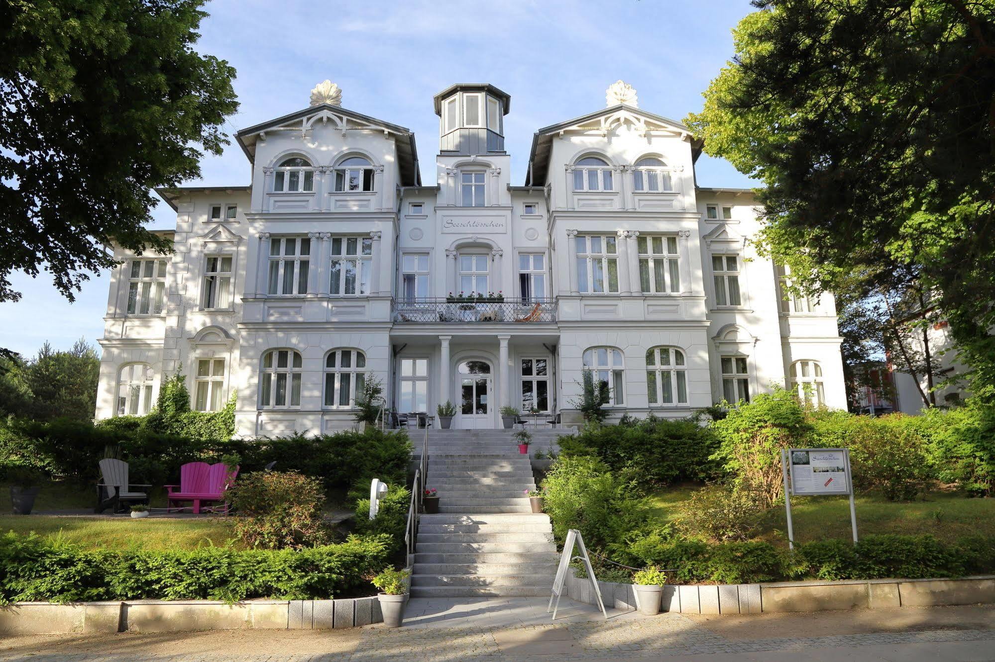 Aparthotel Seeschloesschen Цинновиц Экстерьер фото